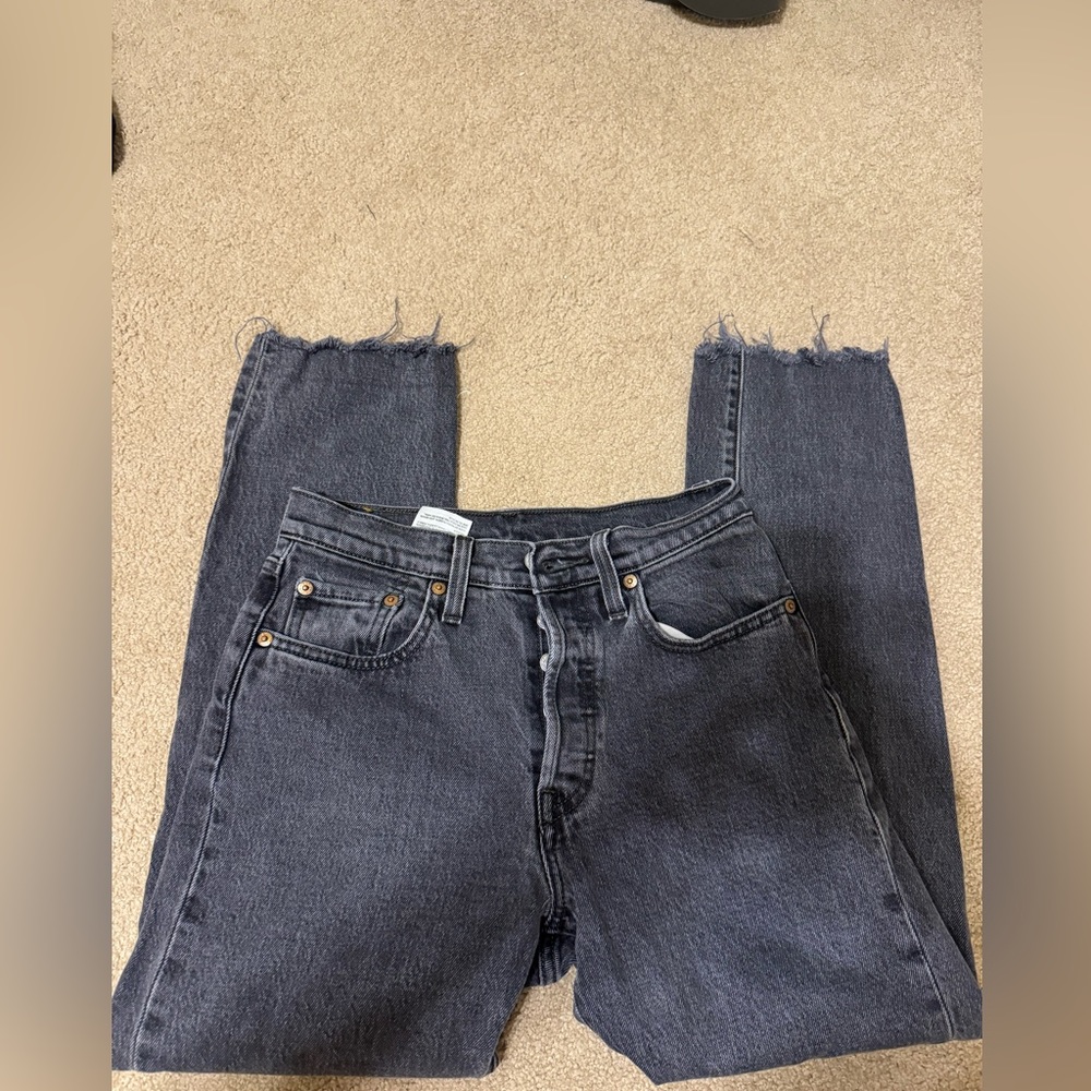 levi 501 - Picture 2 of 6